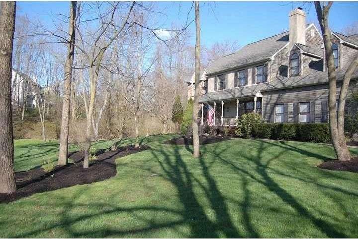 145 Barton Dr, Spring City, PA 19475 - photo 1