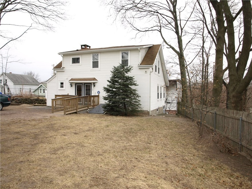 65 Branch St, Pawtucket, RI 02860 - photo 1