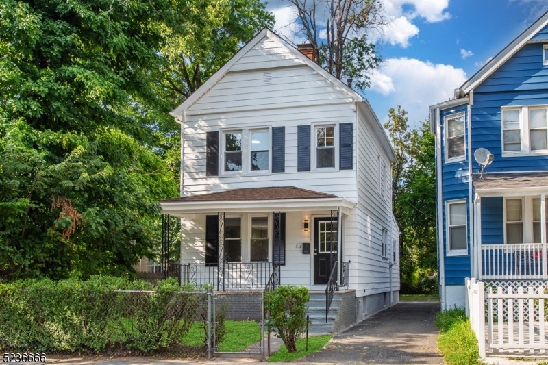 318 Elmwood Ave, East Orange, NJ 07018 - photo 1