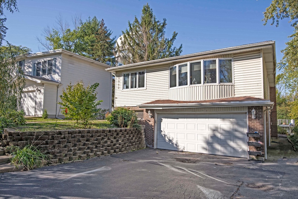 18042 Stewart Ave, Homewood, IL 60430 - photo 1