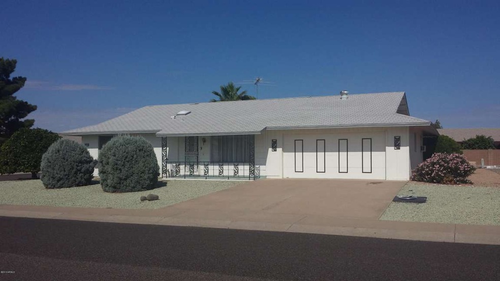 9822 W Wrangler Dr, Sun City, AZ 85373 - photo 1