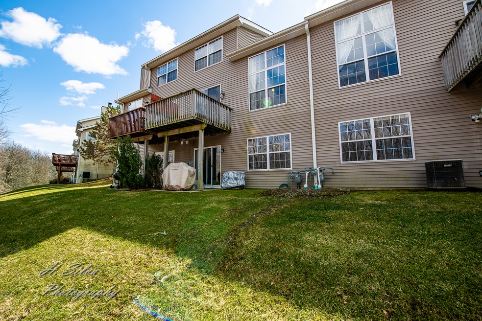 1374 Grandview Ct unit 102, Algonquin, IL 60102 - photo 1