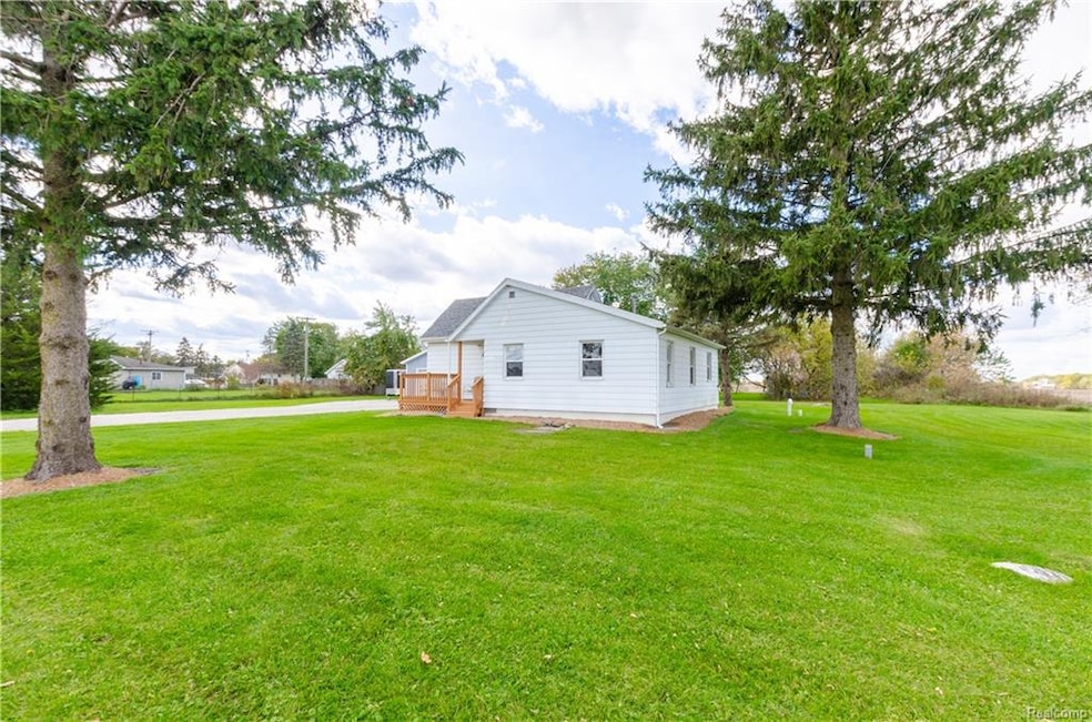 10341 Sumpter Rd, Maybee, MI 48159 - photo 1