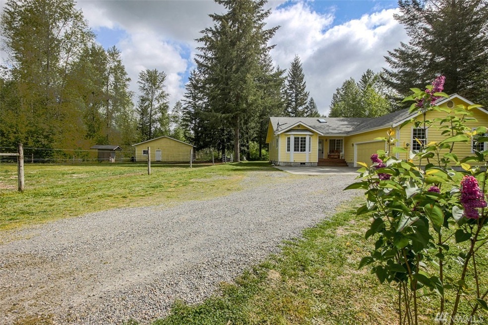 13806 Tomcat Ln SE, Yelm, WA 98597 - photo 1