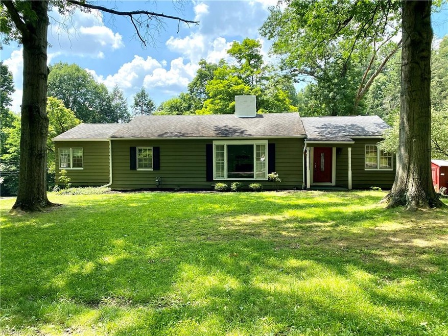 895 Kensington Rd, Coshocton, OH 43812 - photo 1