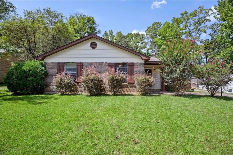 750 Hale Rd, Mobile, AL 36608 - photo 1