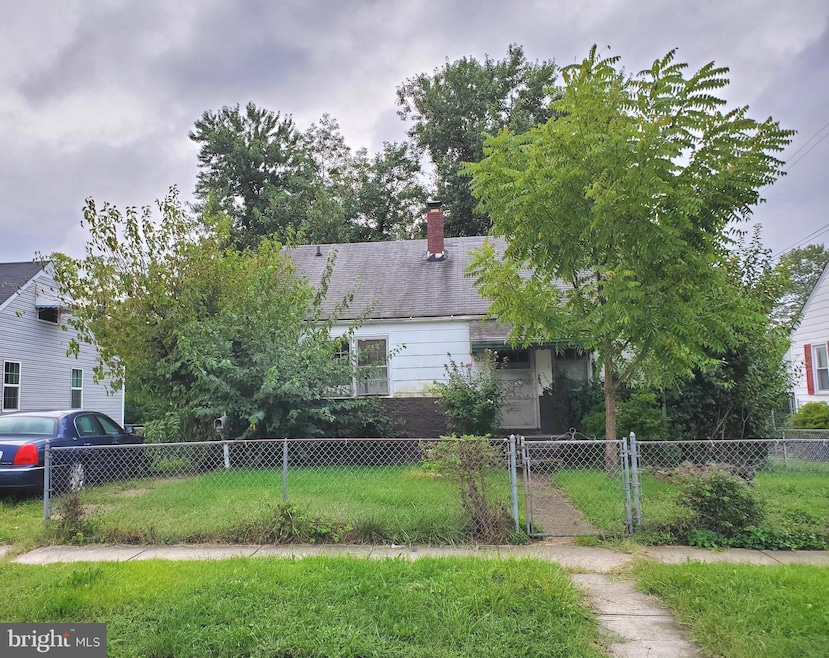 825 Martin Rd, Essex, MD 21221 - photo 1