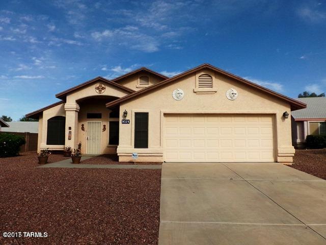 9521 front of home