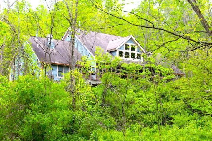 9568 Stage Rd, Logan, OH 43138 - photo 1