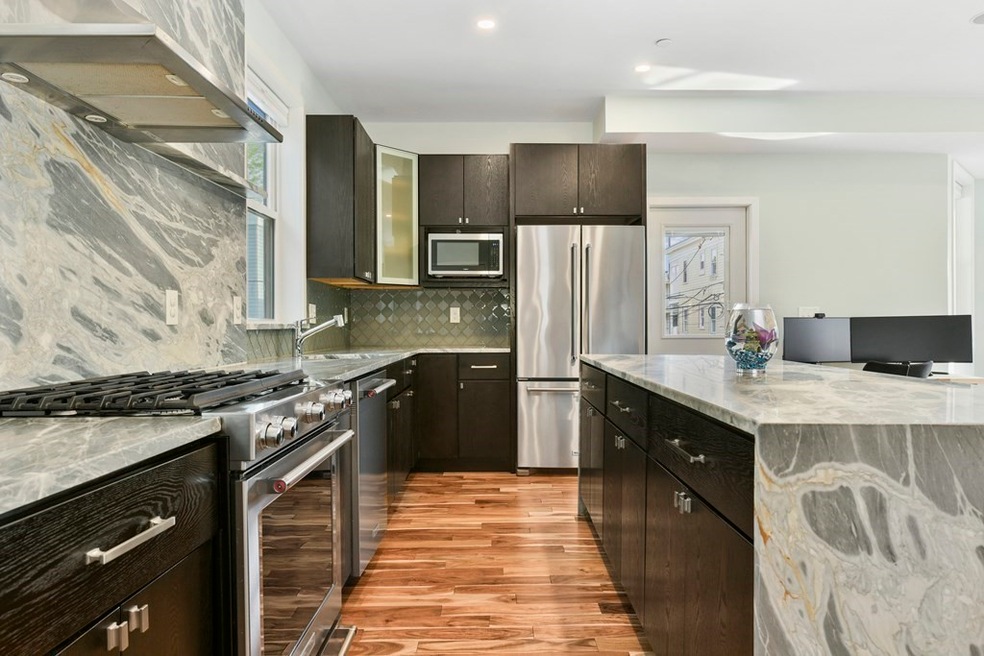 18 Granfield Ave unit 1, Roslindale, MA 02131 - photo 1