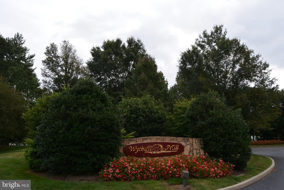 20 Dennis Ct, Hightstown, NJ 08520 - photo 1