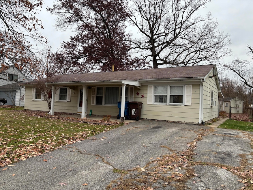 709 Governor Rd, Valparaiso, IN 46385 - photo 1