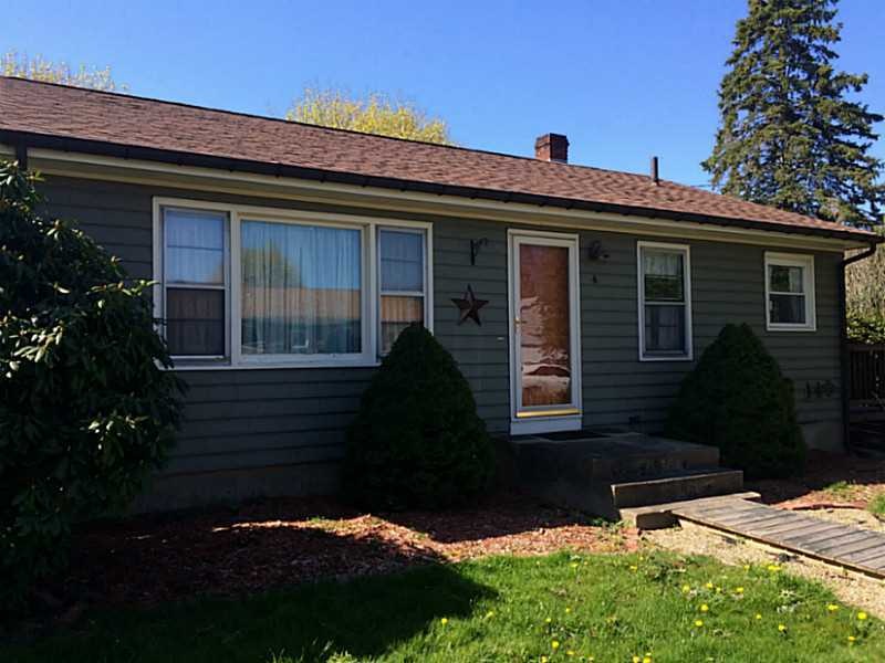 4 Roy Ave, Middletown, RI 02842 - photo 1