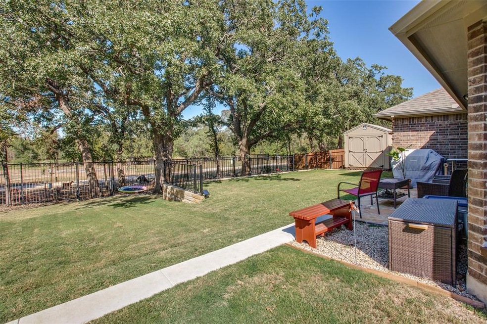 1420 Glade Meadows Dr, Burleson, TX 76058 - photo 1