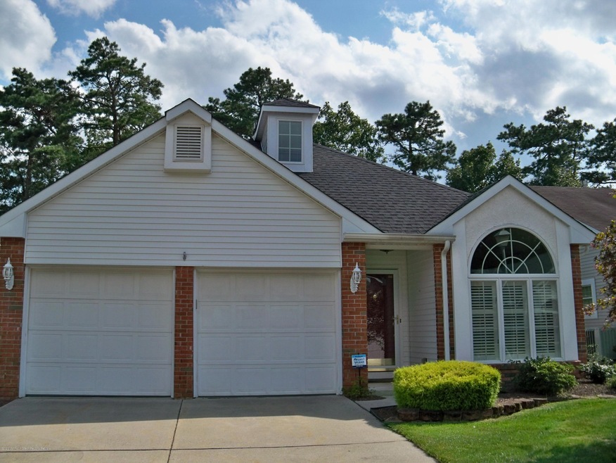 1613 Sweetbay Dr, Toms River, NJ 08755 - photo 1