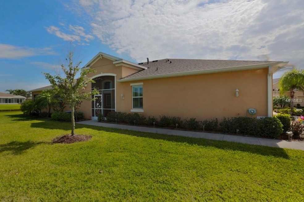 2505 Sapphire Greens Ln unit 33, Sun City Center, FL 33573 - photo 1