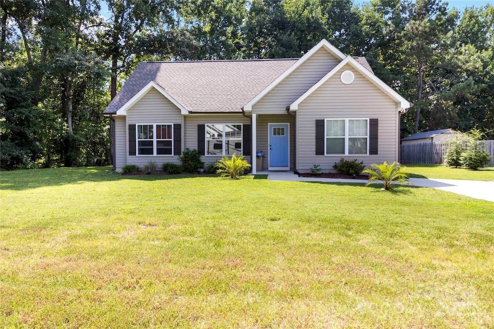 117 Franklin St, Clover, SC 29710 - photo 1