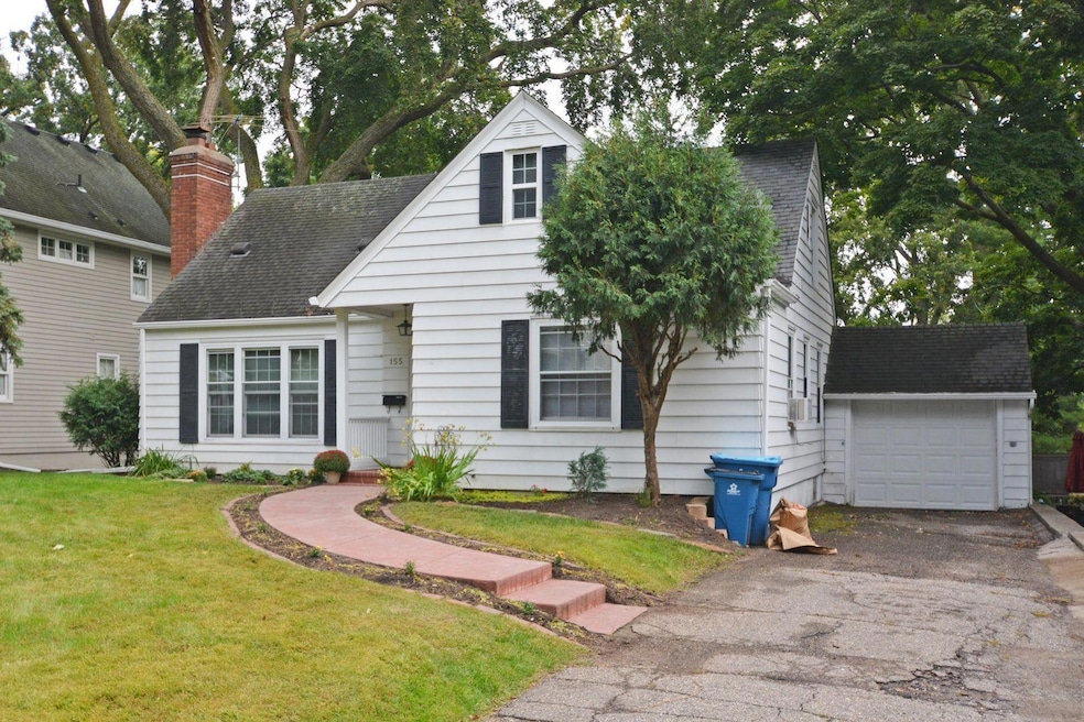 Charming curb appeal!