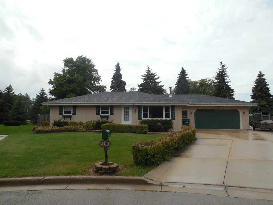 400 Morning Star Ct, Appleton, WI 54914 - photo 1