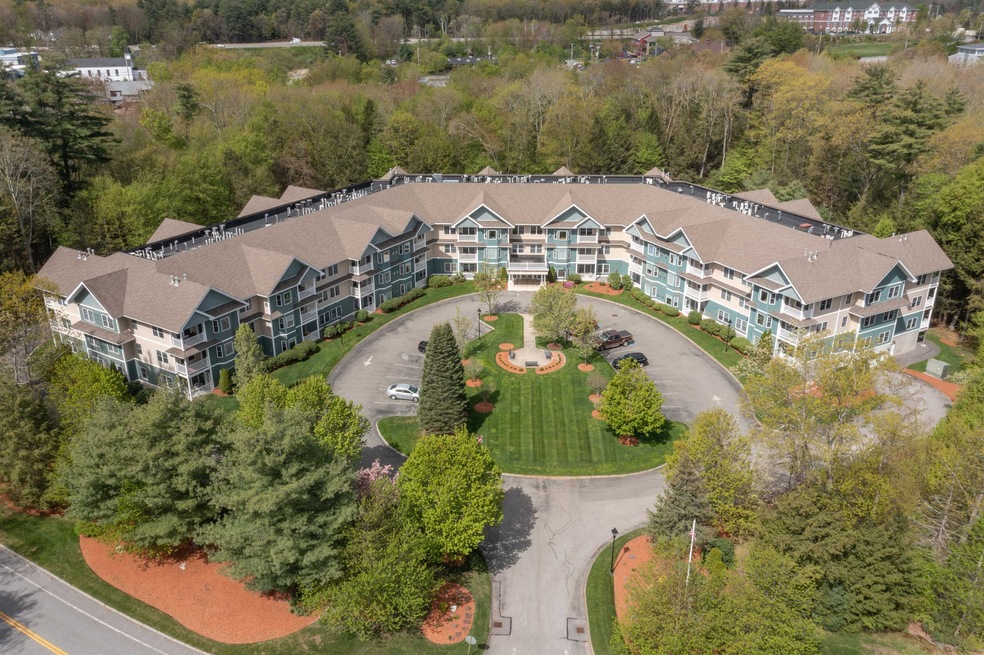 65 Hawthorne Dr unit 114, Bedford, NH 03110 - photo 1