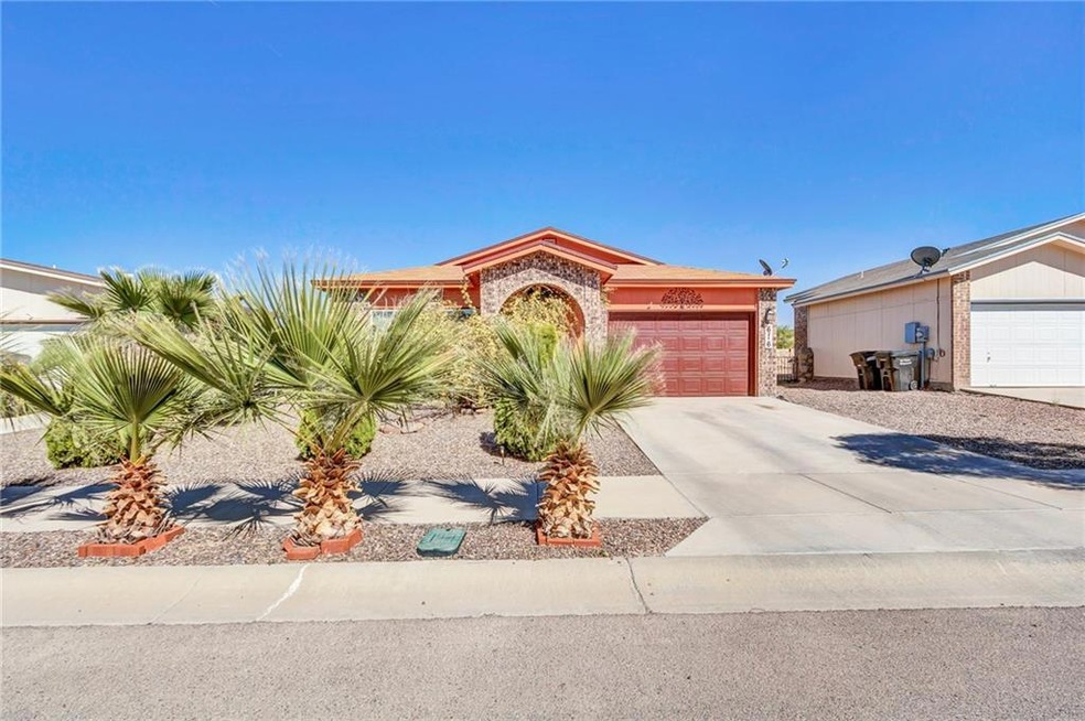 616 Maravillas St, El Paso, TX 79928 - photo 1