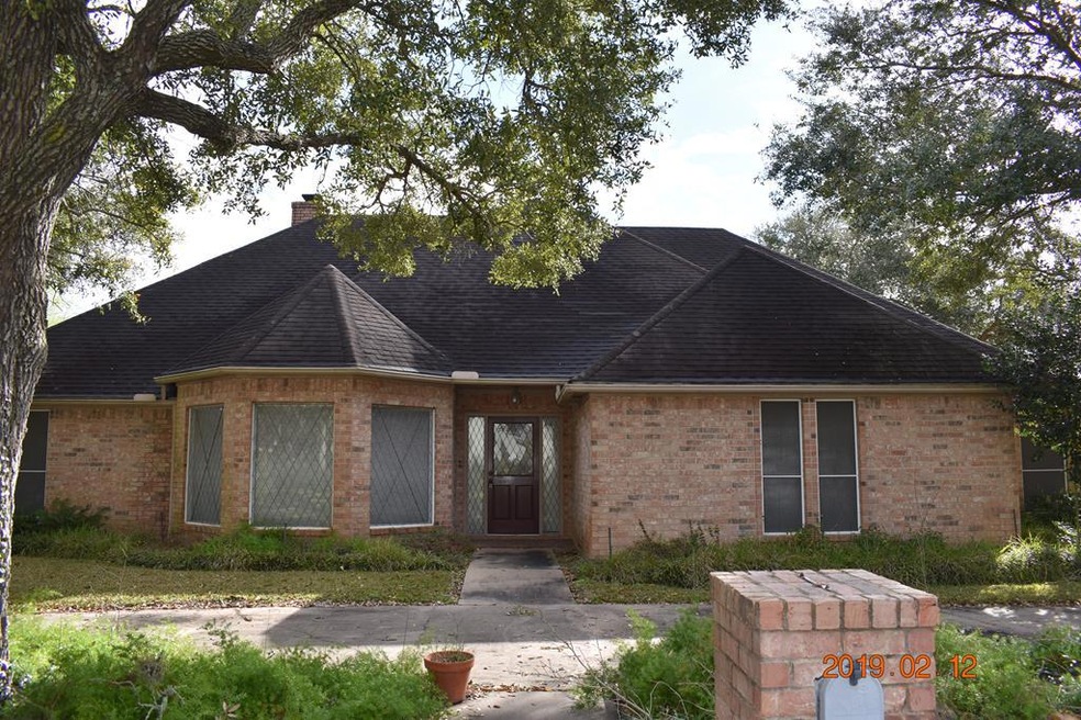 3301 Valhalla Dr, Bay City, TX 77414 - photo 1