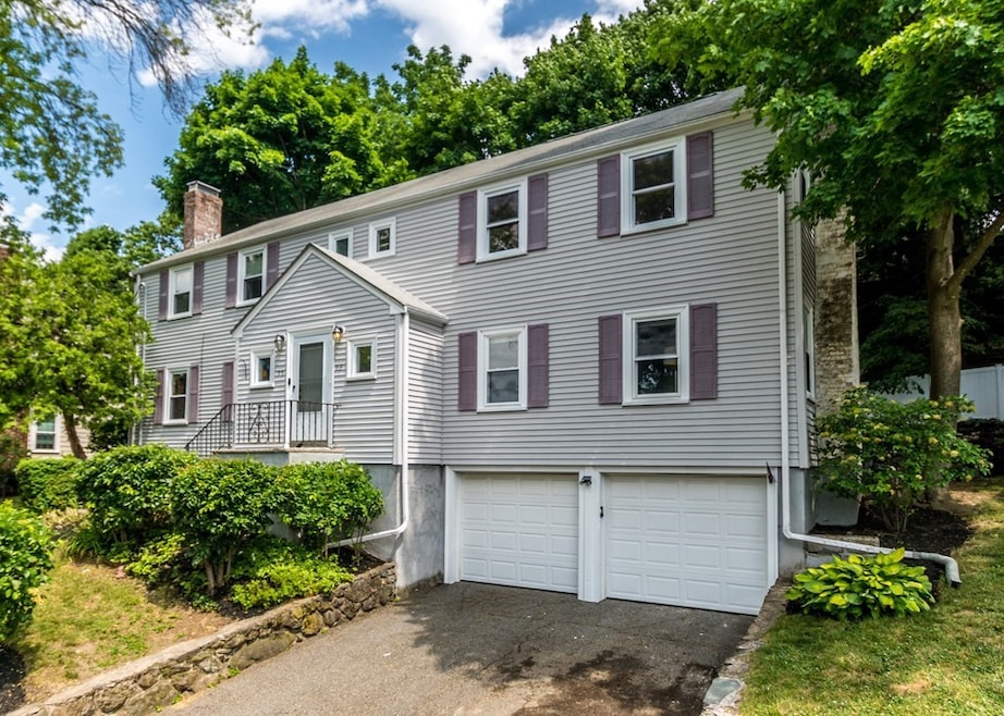 Sold $685,000 • Co-Listing Agent