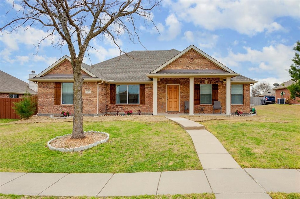 206 Shadybrook Dr, Wylie, TX 75098 - photo 1