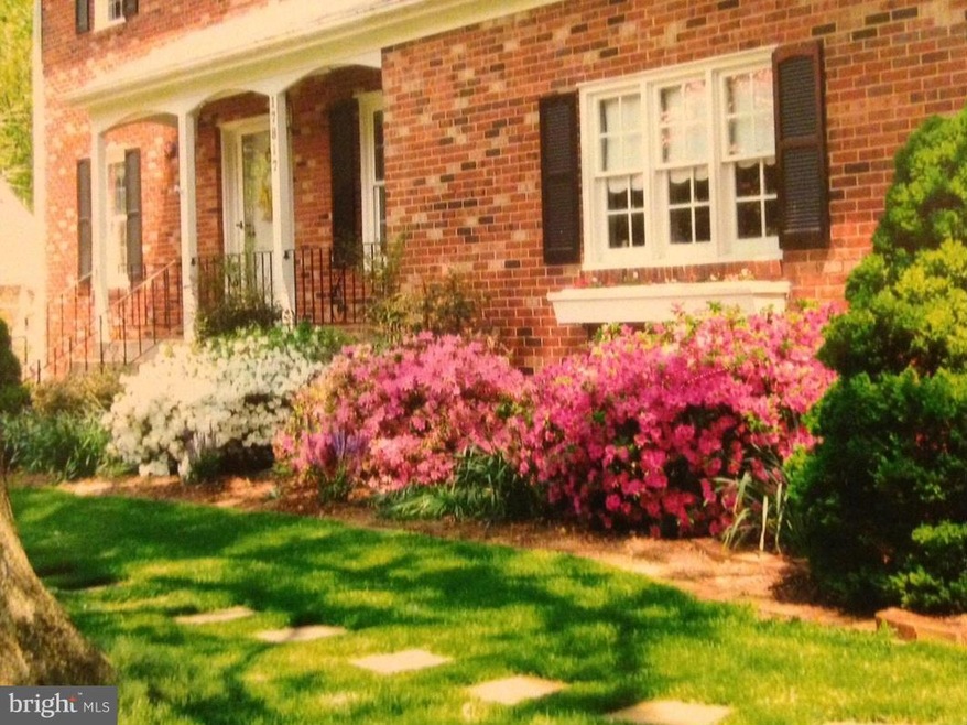 17817 Howe Dr, Olney, MD 20832 - photo 1