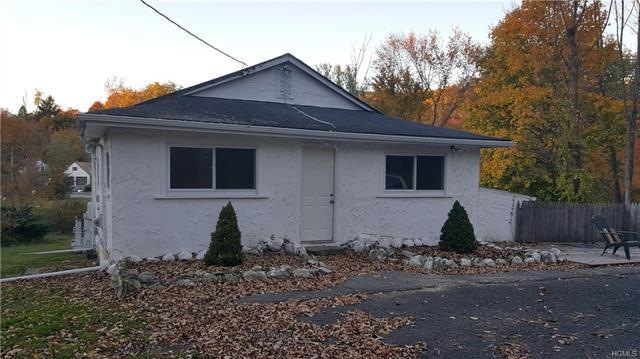 48 Interlochen Pkwy unit 2, Monroe, NY 10950 - photo 1