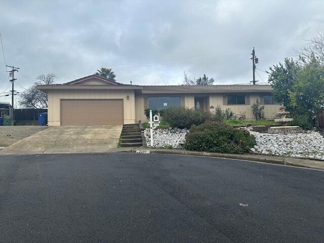 3560 Dwayne Ct, Redding, CA 96001 - photo 1