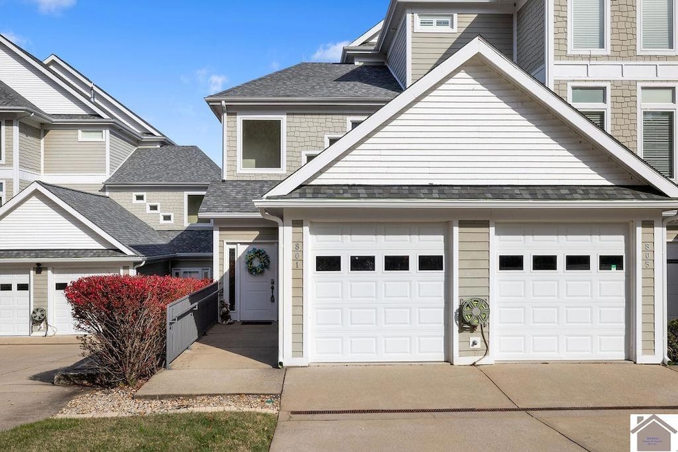 Under Contract $440,000 • Co-Listing Agent