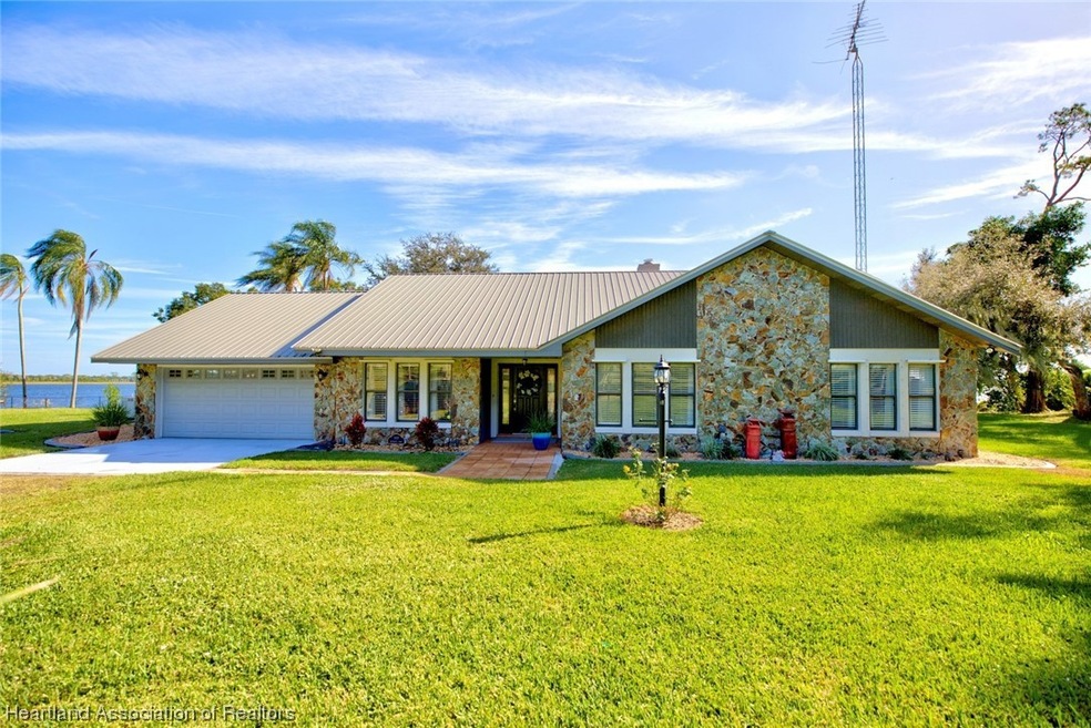 149 Pendarvis Rd, Lake Placid, FL 33852 - photo 1