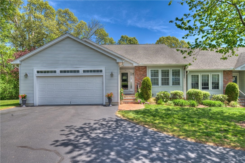 44 Quail Ridge Ln, Warwick, RI 02886 - photo 1