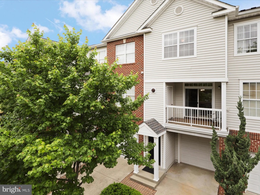 13154 Marcey Creek Rd unit 13154, Oak Hill, VA 20171 - photo 1