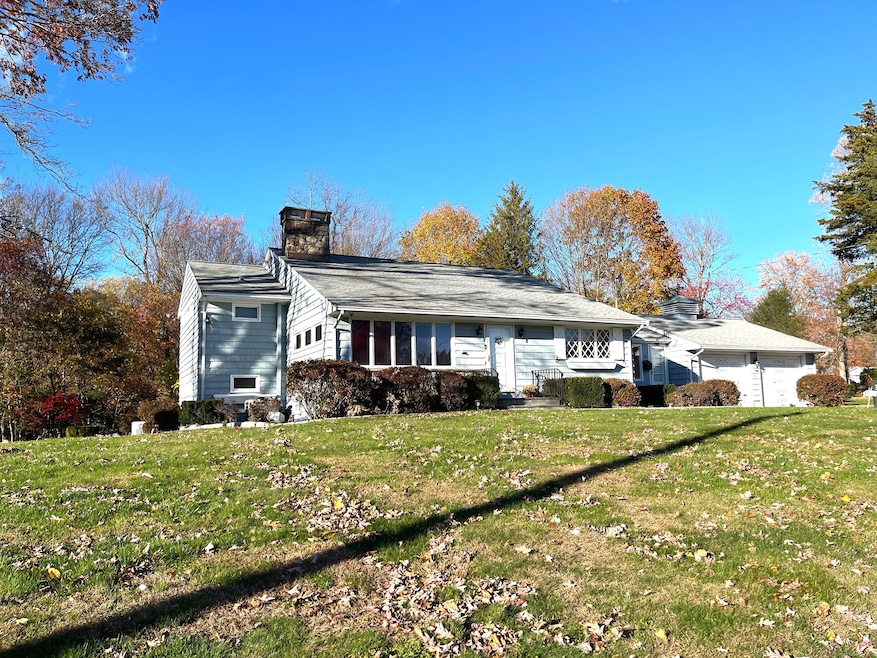 Under Contract $659,900