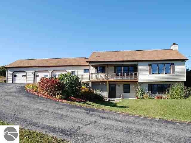 8568 E Lincoln Rd, Cedar, MI 49621 - photo 1