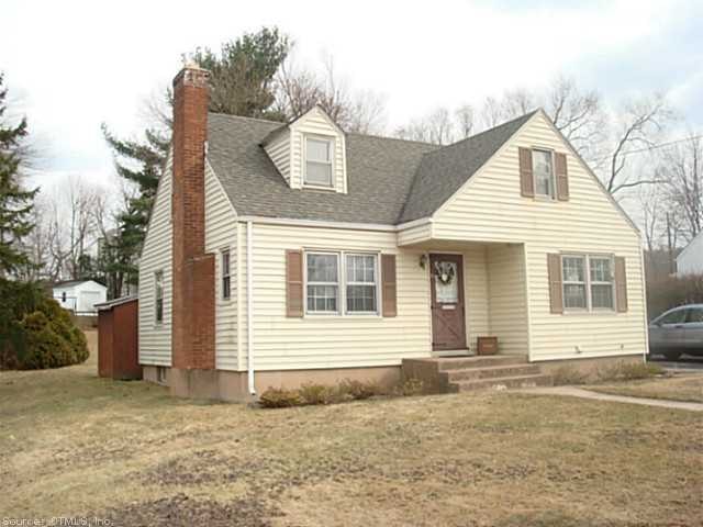 35 Vernon St, Manchester, CT 06042 - photo 1
