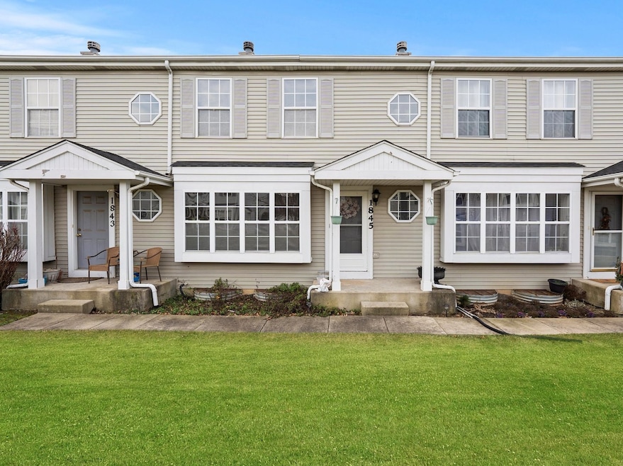 1845 Festival Ct, Joliet, IL 60435 - photo 1