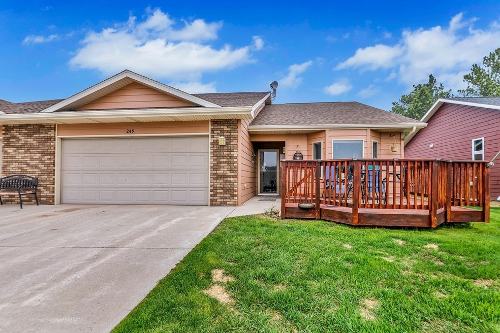 Under Contract $399,000