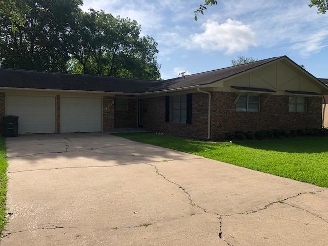 4108 Crescent Dr, Bay City, TX 77414 - photo 1