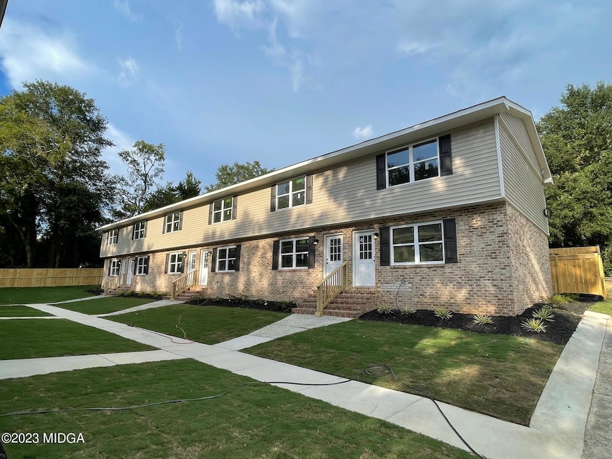 For Rent $1,100/month