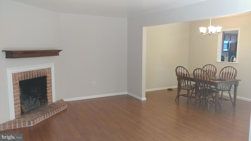 9 Windsor Ct, Reading, PA 19606 - photo 1