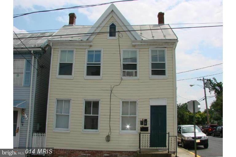 200 E 6th St unit 2, Frederick, MD 21701 - photo 1
