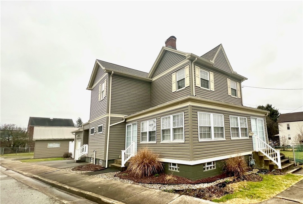 Home has lots of curb appeal - Welcome Home!