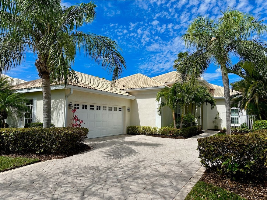 819 Exterior