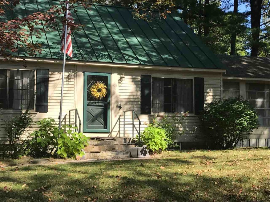 659 N Main St, Wolfeboro, NH 03894 - photo 1