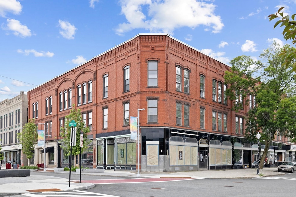 1 Pleasant St unit 316, Claremont, NH 03743 - photo 1