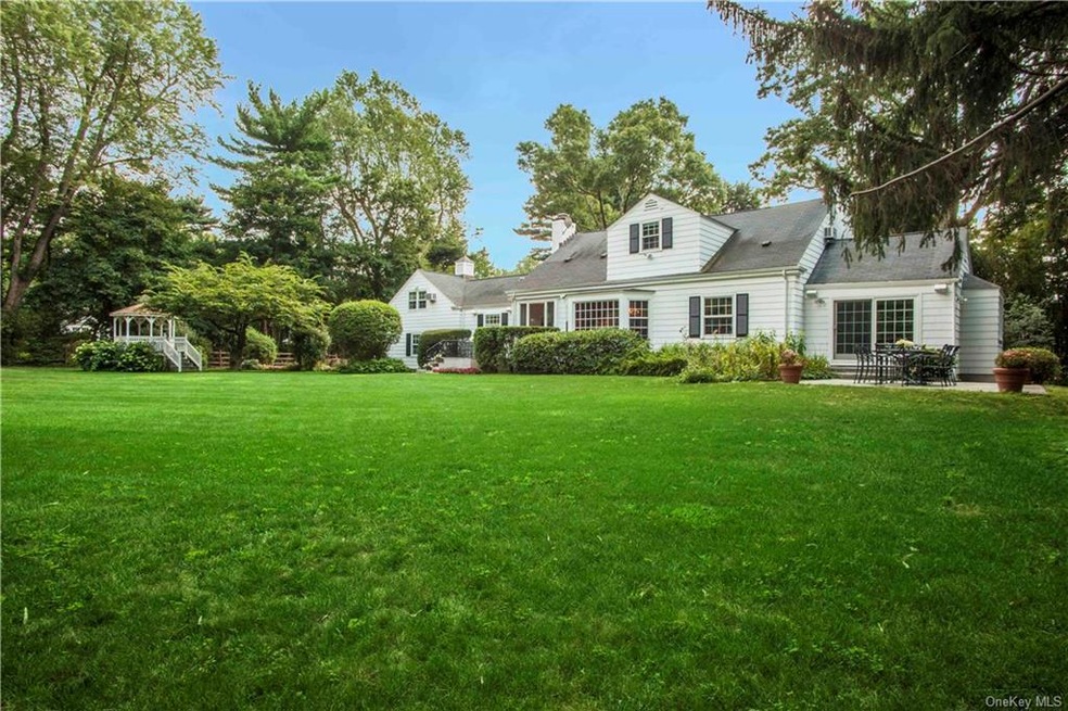 222 Osborn Rd, Harrison, NY 10528 - photo 1