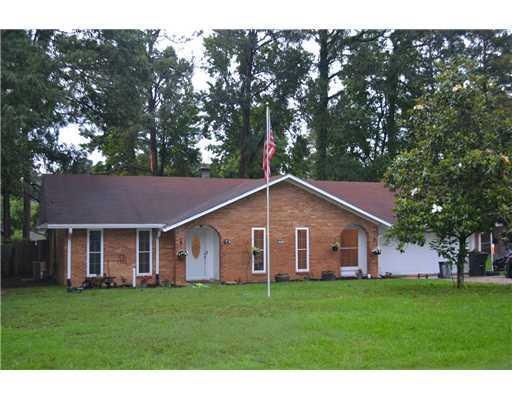 323 Choctaw Dr, Pineville, LA 71360 - photo 1